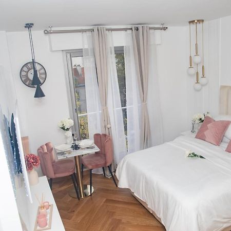 Paris' Premium Romantic Studio Екстериор снимка