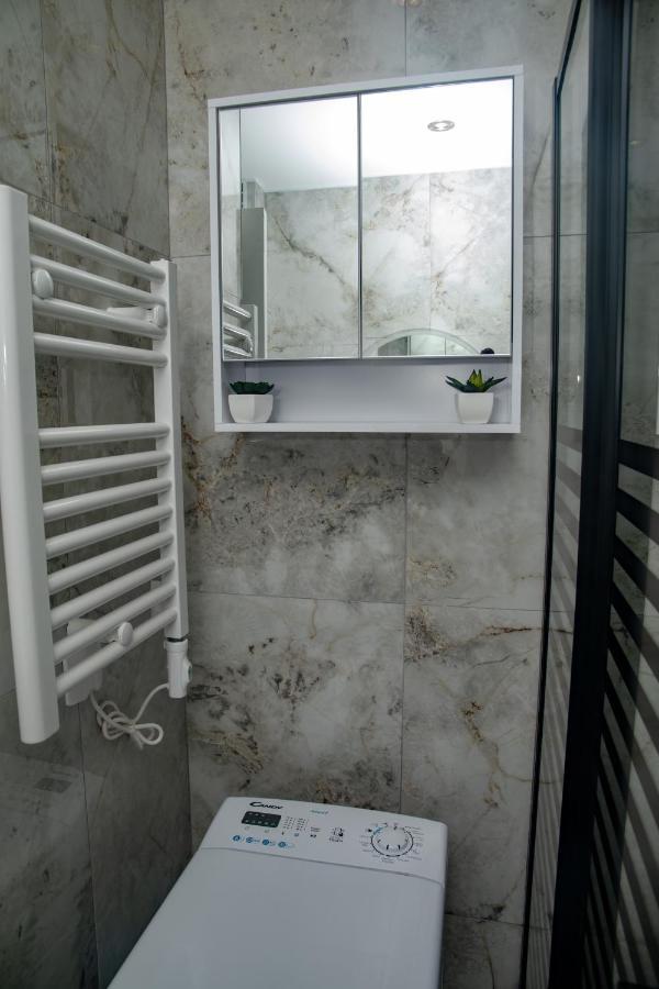 Paris' Premium Romantic Studio Екстериор снимка