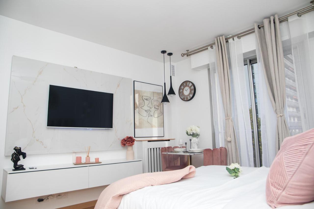 Paris' Premium Romantic Studio Екстериор снимка